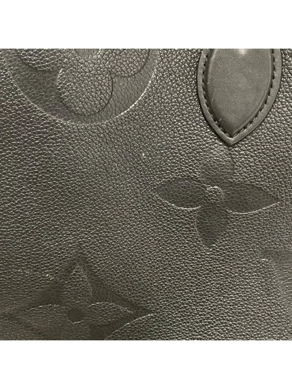 Louis Vuitton Tote Monogram Empreinte On The Go GM Noir Leather Cowhide